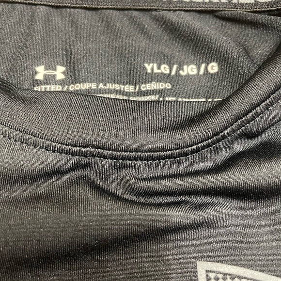 Under Armour • Rash-guard / Dry-wear / Swim Top • Boy’s Large • Black •Like New - Picture 3 of 5